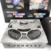 Clifden-SilverX-Prizm-Black-2